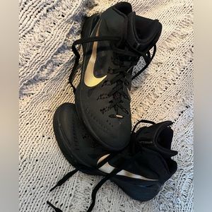 Nike HyperDunk size men’s 9